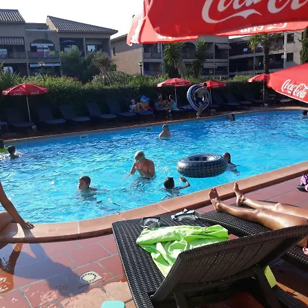 Les Pieds Dans L'eau Les Marines De 4 Couchages Apartment *