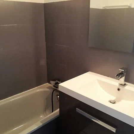 Les Pieds Dans L'eau Les Marines De 4 Couchages Apartment *