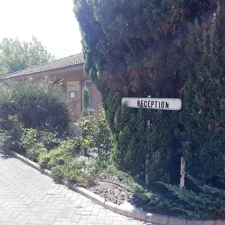 Les Pieds Dans L'eau Les Marines De 4 Couchages *