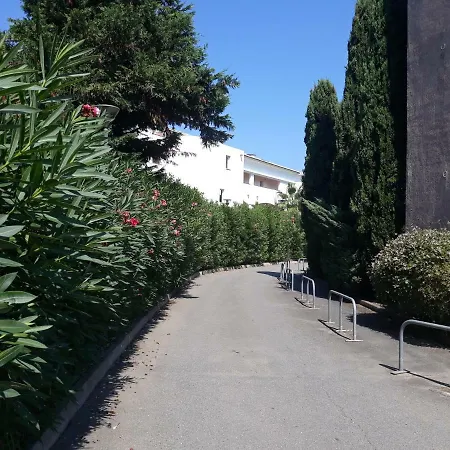 Les Pieds Dans L'eau Les Marines De 4 Couchages * Moriani Plage