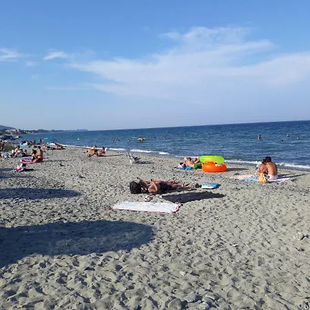 Les Pieds Dans L'eau Les Marines De 4 Couchages * Moriani Plage