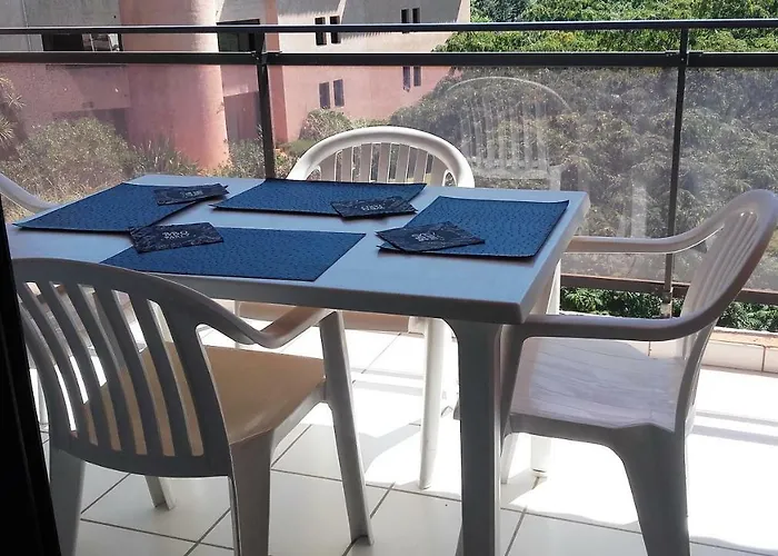 Les Pieds Dans L'eau Les Marines De 4 Couchages 莫里亚尼海滩